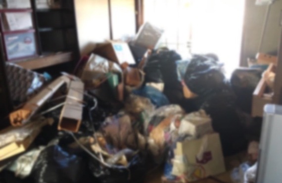 御所市のゴミ屋敷はお任せください！便利屋スリーピース！！
